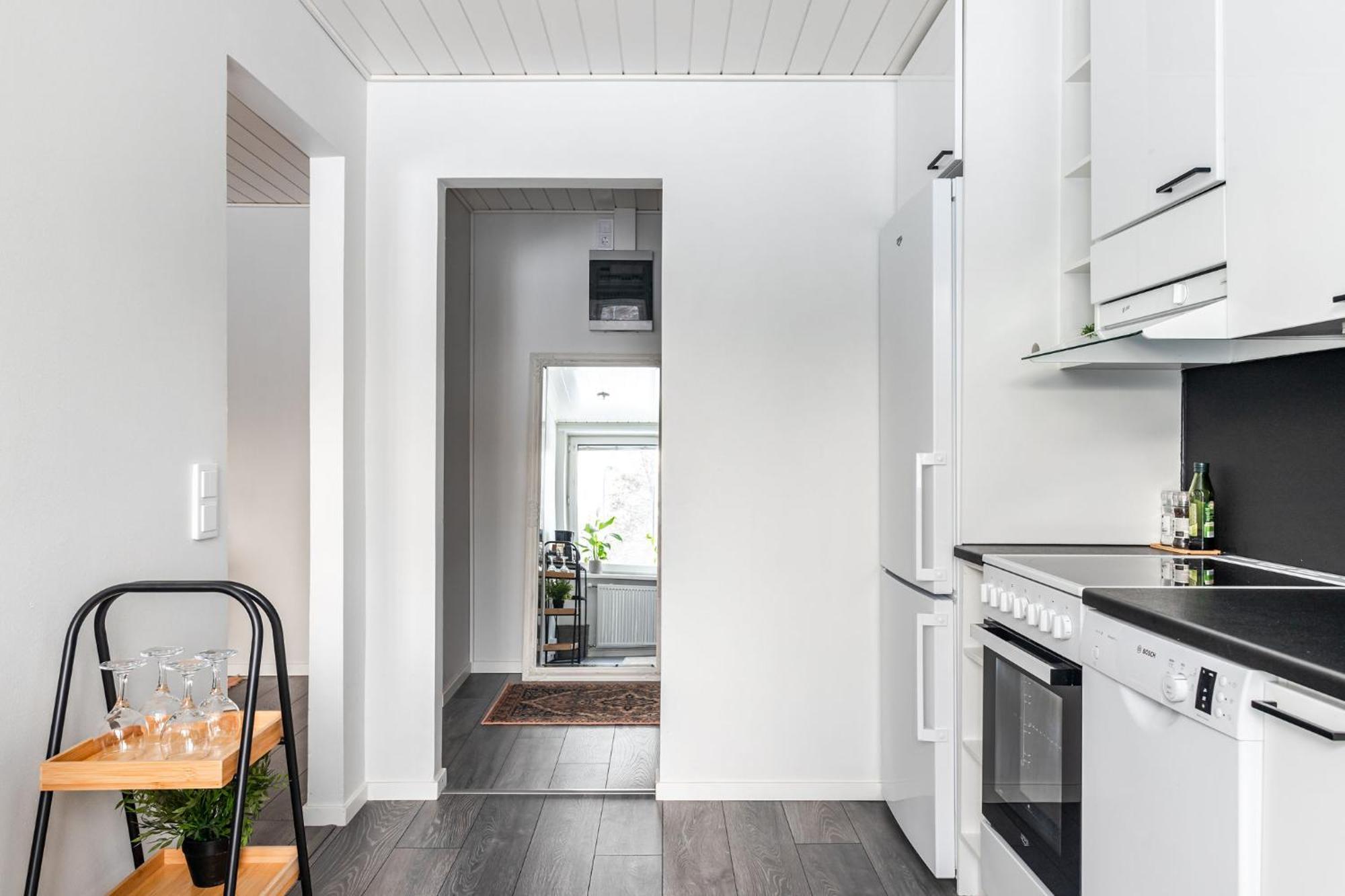 Cozy 1br Next To The With Free Parking Appartement *